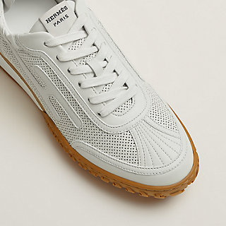 jet-sneaker--261022Z 90-above-